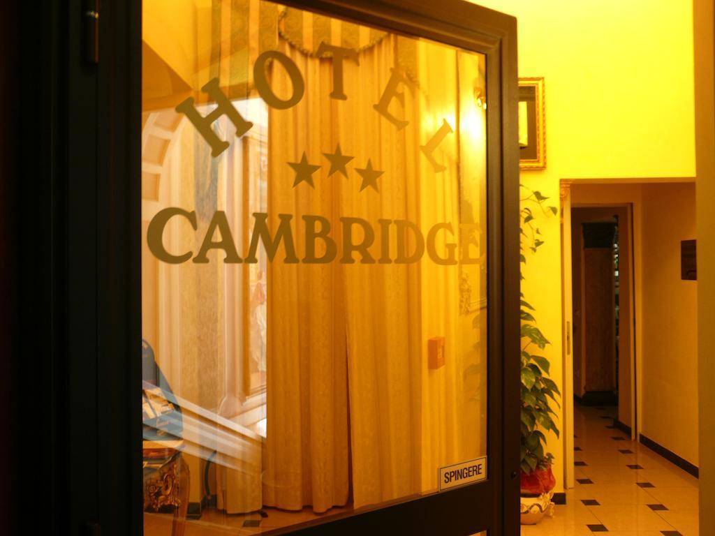 Cambridge Hotel Ρώμη Εξωτερικό φωτογραφία